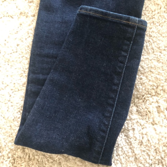 28-inch 9” inseam dark blue denim Madewell Jeans - Picture 2 of 3